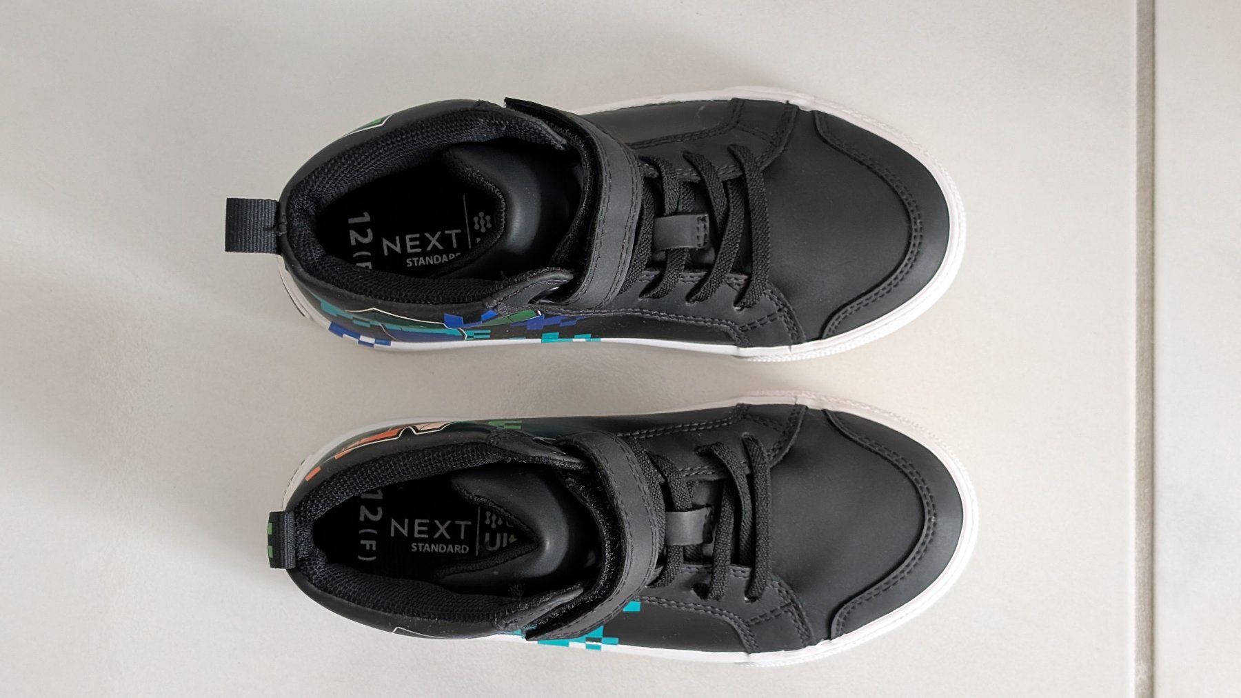 Next Scarpe per ragazzi: Minecraft Sneaker, Gr 30.5 – Usato da Oberwil-Lieli venduto da meipa3000 2