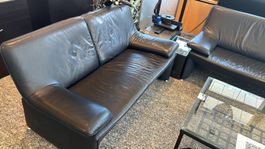 Leder-Sitzgruppe schwarz – 2 Sofas + Sessel/Hocker