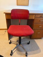Vintage Bürostuhl / Arbeitsstuhl rot – 60er Jahre