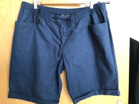 Kurze Sommer-Freizeithose dunkelblau, Gr. 48