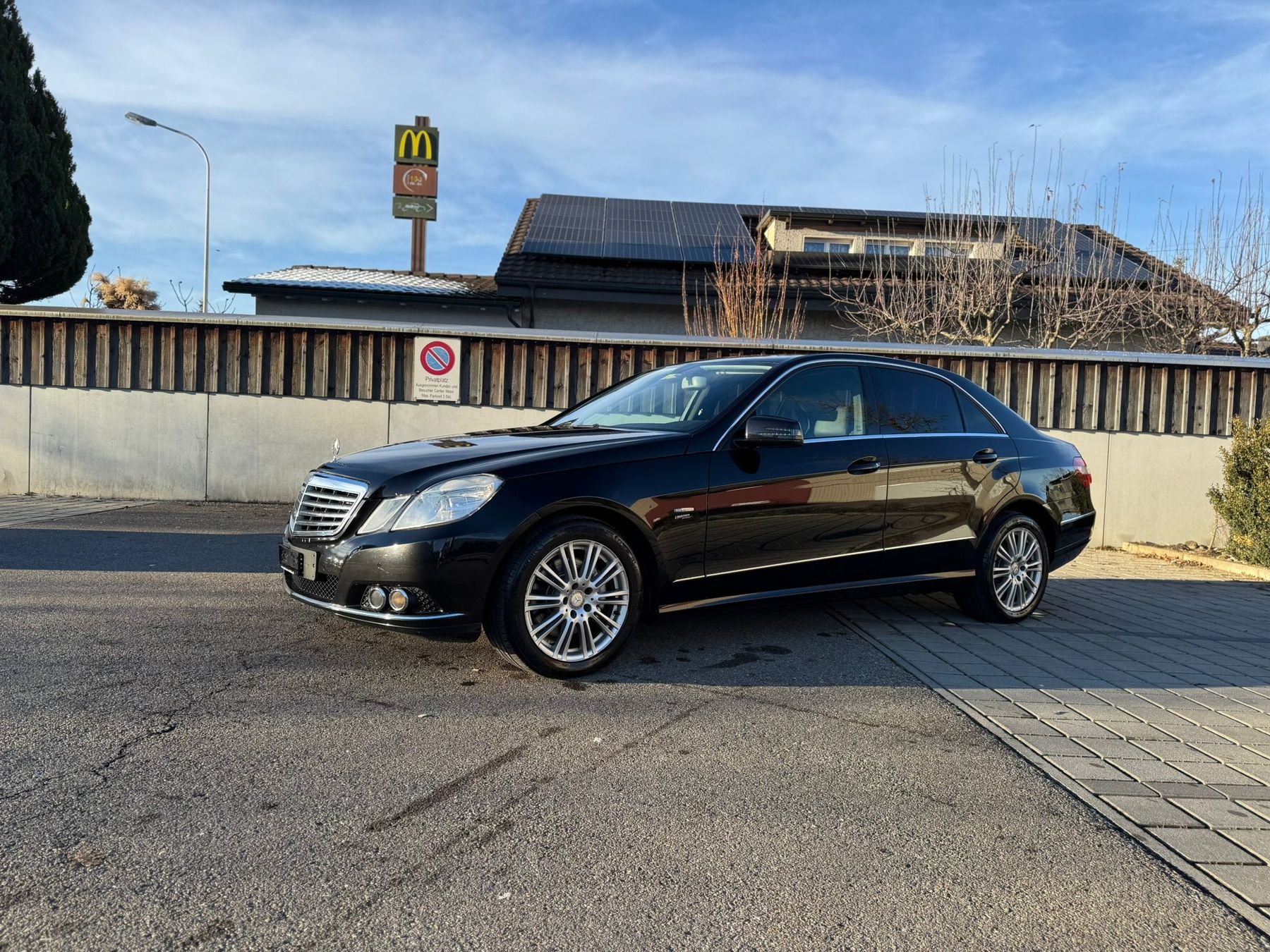 Mercedes-Benz Automobili: Mercedes E300 CDI – Usato da Gossau SG venduto da res_jt79