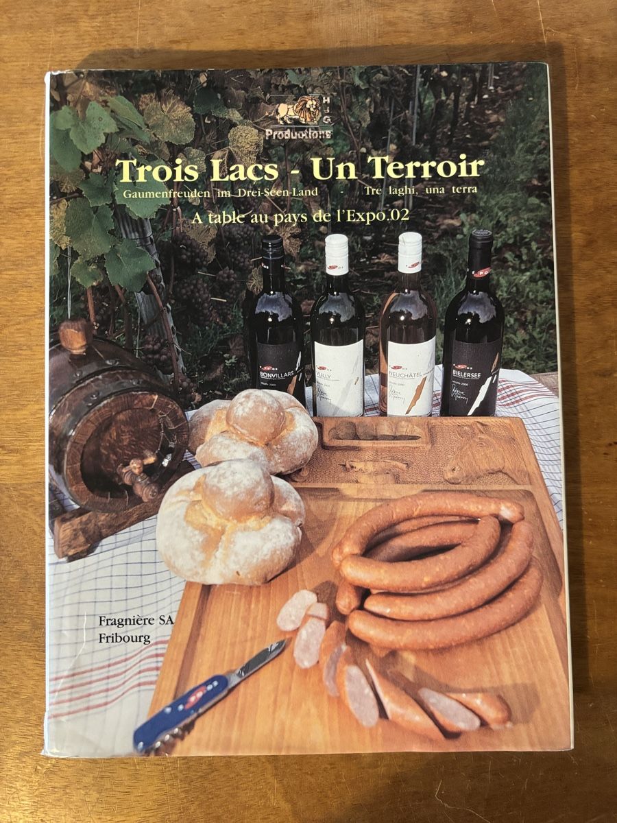 Libri: Trois Lacs - Un Terroir. Kochbuch – Usato da Zürich venduto da WWehrle