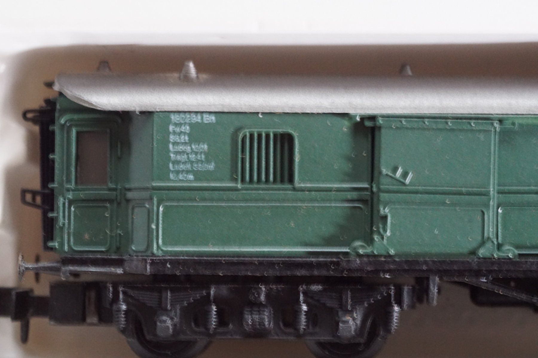 Arnold Modellini di ferrovie: ARNOLD 4 alte Personen-/Güterwagen – Usato da Gränichen venduto da iknow 5