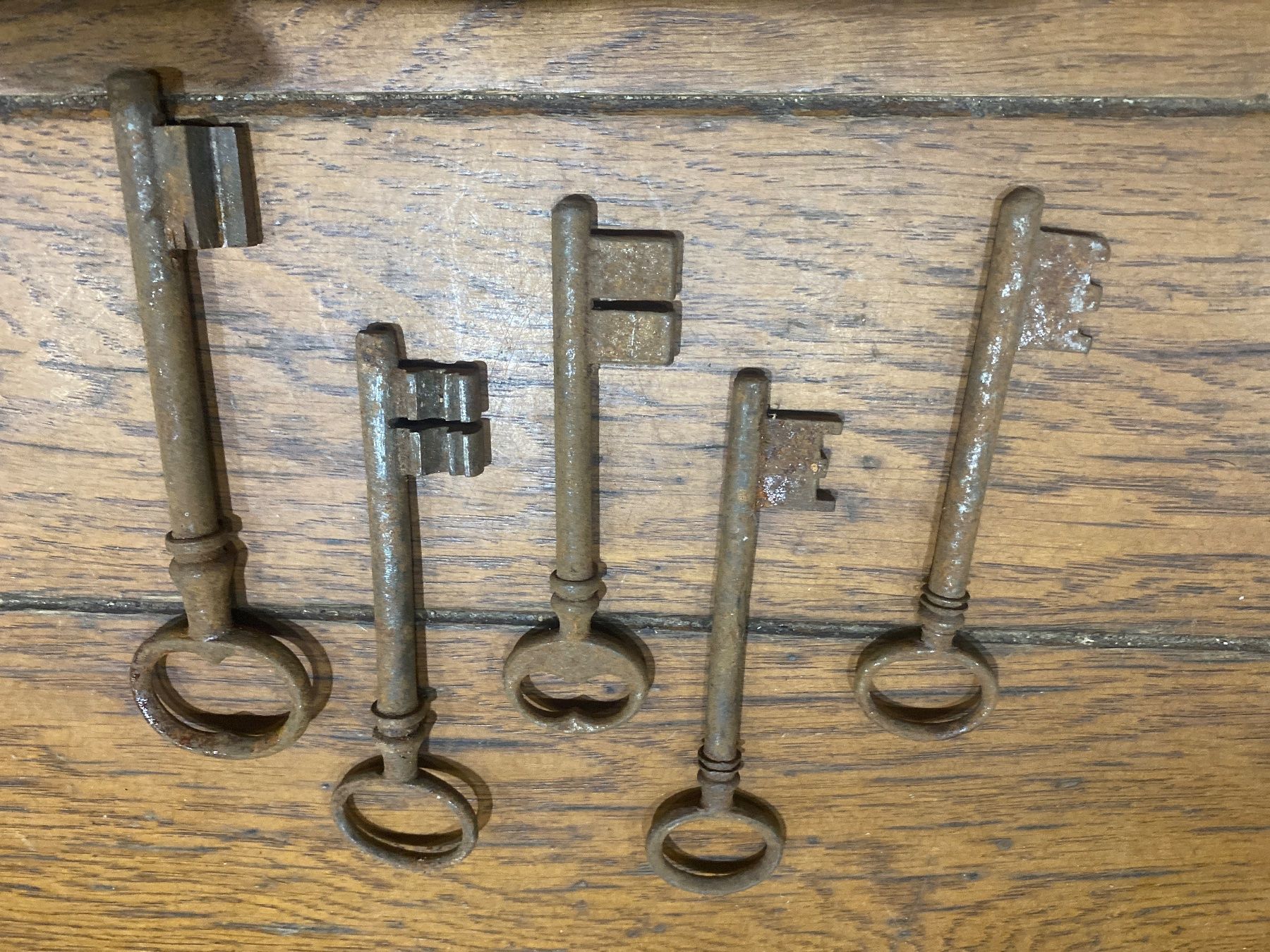 Chiavi: Lot clé clef ancienne 9-12cm GG – Usato da Lajoux JU venduto da Briard0