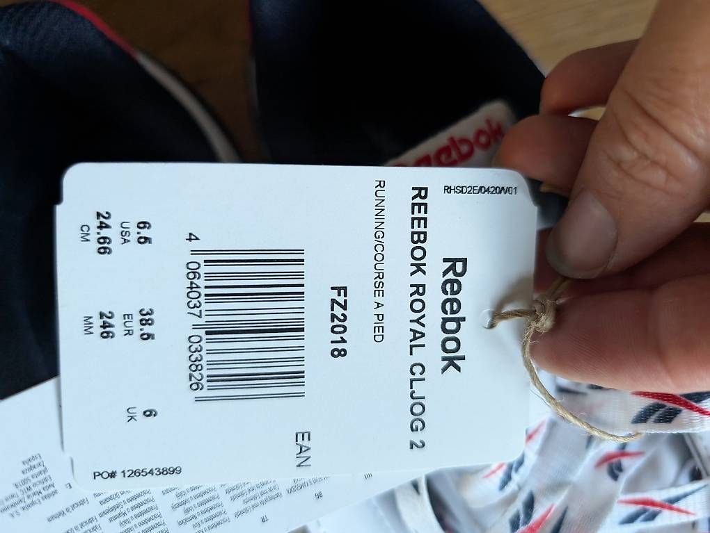 Scarpe da donna: Reebok Damenschuhe Gr. 38.5 neu – Usato da Innerberg venduto da fauna33 1