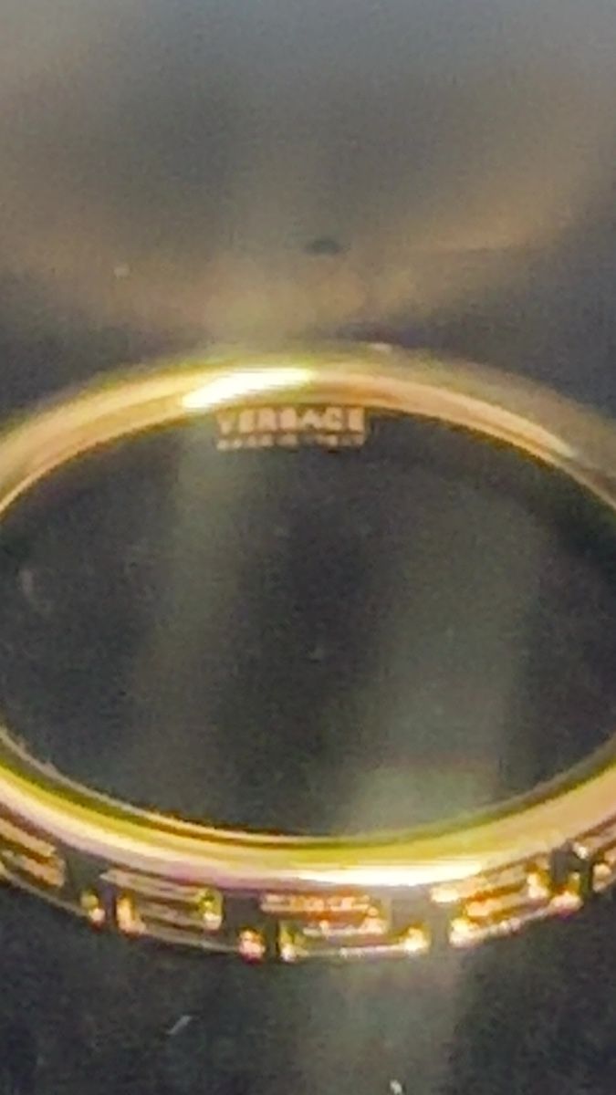 Versace Bagues: Versace Ring Messing,Goldplattiert, Neu – Neuf avec emballage d'origine à Stein AG par edi_5cqz 2