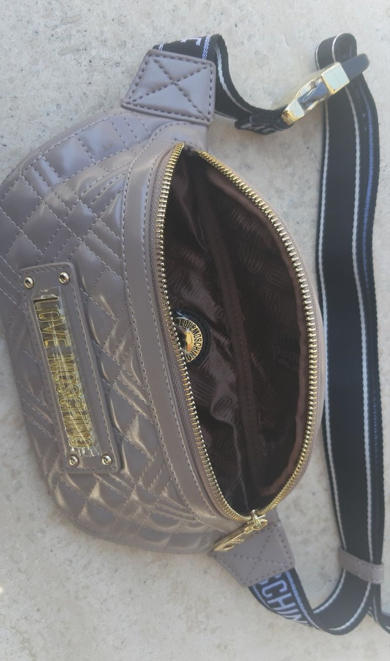 Moschino Borse da donna: MOSCHINO LOVE Tasche - taupe- – Nuovo e nell'imballaggio originale da Zürich venduto da Venecia25 1