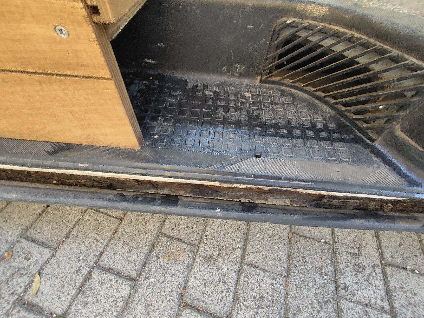 VW Veicoli da campeggio: VW T4 Camper – Usato da Schaffhausen venduto da ale_yx5l 7