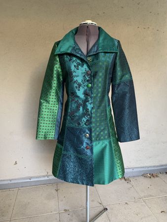 DESIGUAL MANTEL Grösse M (Gebraucht) in Bannwil für CHF 60 – mit