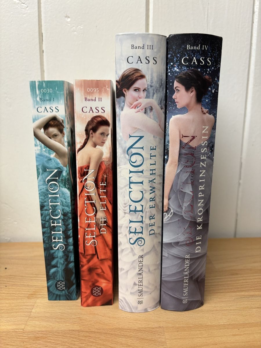 Libri: Selection 1-4 von Kiera Cass – Usato da Montlingen venduto da ann_w6t2 1