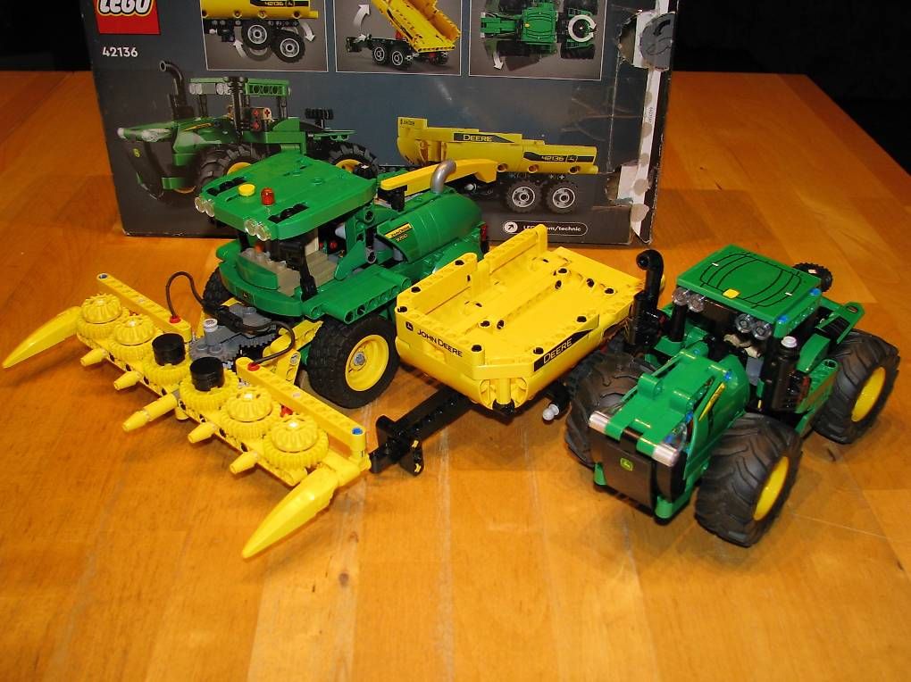 Lego Giocattoli: Lego Technik John Derre 42136 und 42168 – Usato da Wangen b. Olten venduto da Binggeli4 1