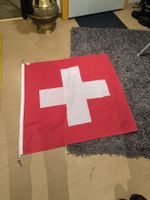 Schweizer Fahne 100x100cm - Top Zustand - Jetzt sichern!