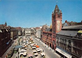 Basel, Marktplatz mit Rathaus, Bild um 1960