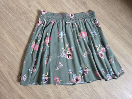 Neuer Sommer Rock von Vero Moda, Gr. S