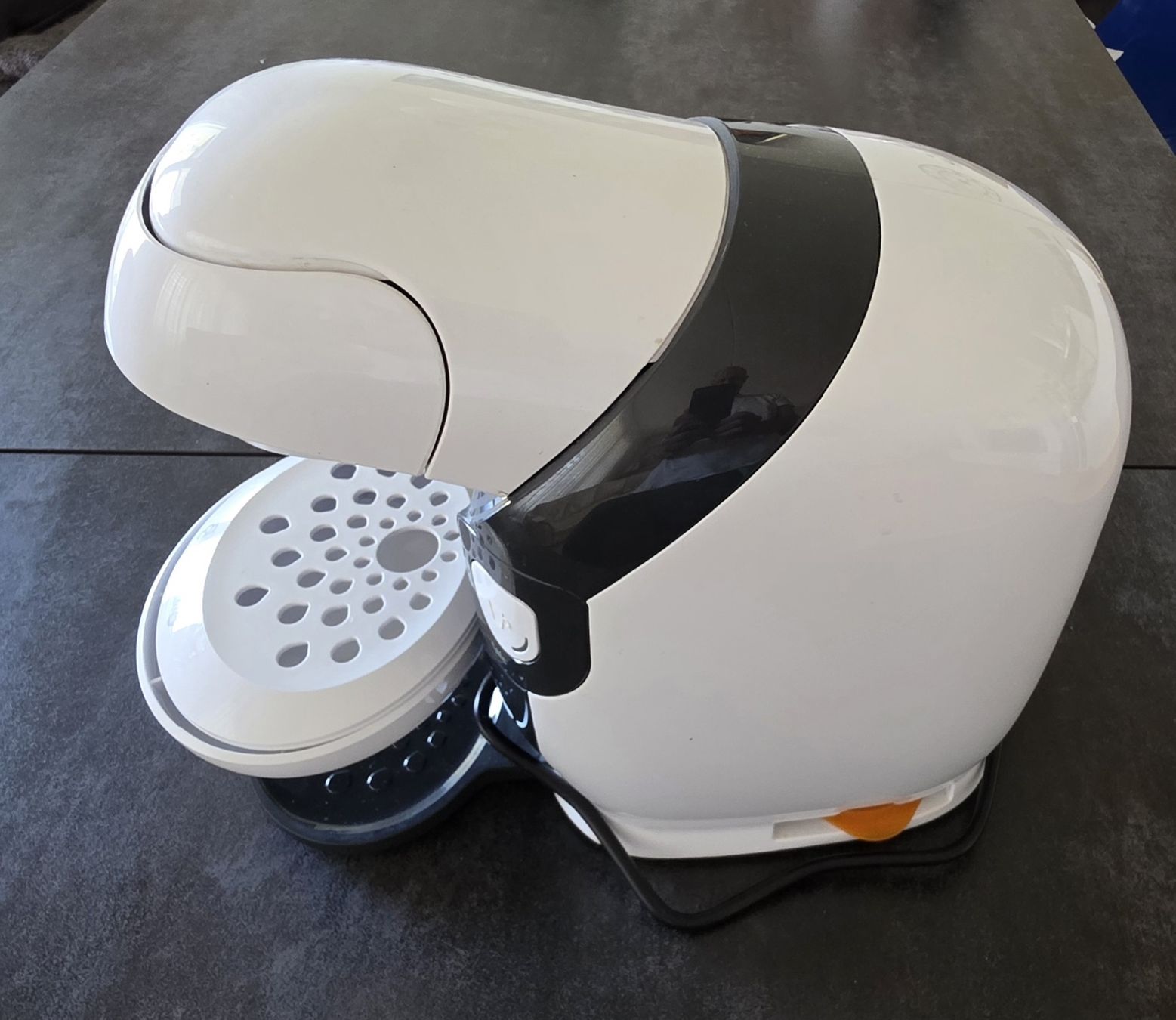 Kaffeemaschinen & Espressomaschinen: Bosch Tassimo Kapselmaschine weiss gebraucht – Gebraucht aus Bätterkinden von far_f282 2