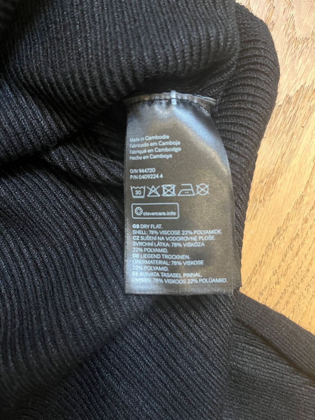 H&M Giacche: H&M Cardigan Gr.XS – Usato da St.Gallen venduto da Monrose 3