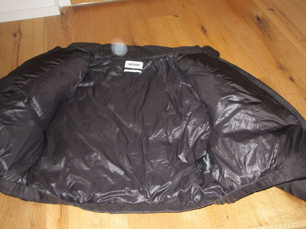 Weekday Vestes: Schwarze Pufferjacke  – D'occasion à Chur par noe_mh8b 5