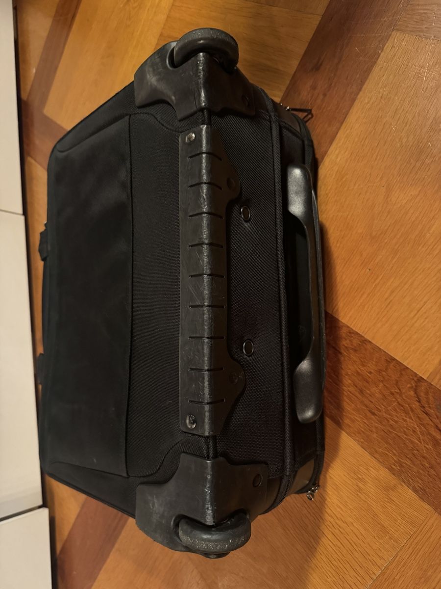 Samsonite Valigie: Samsonite Rollkoffer Schwarz  – Usato da Grindelwald venduto da yoloflip45 4