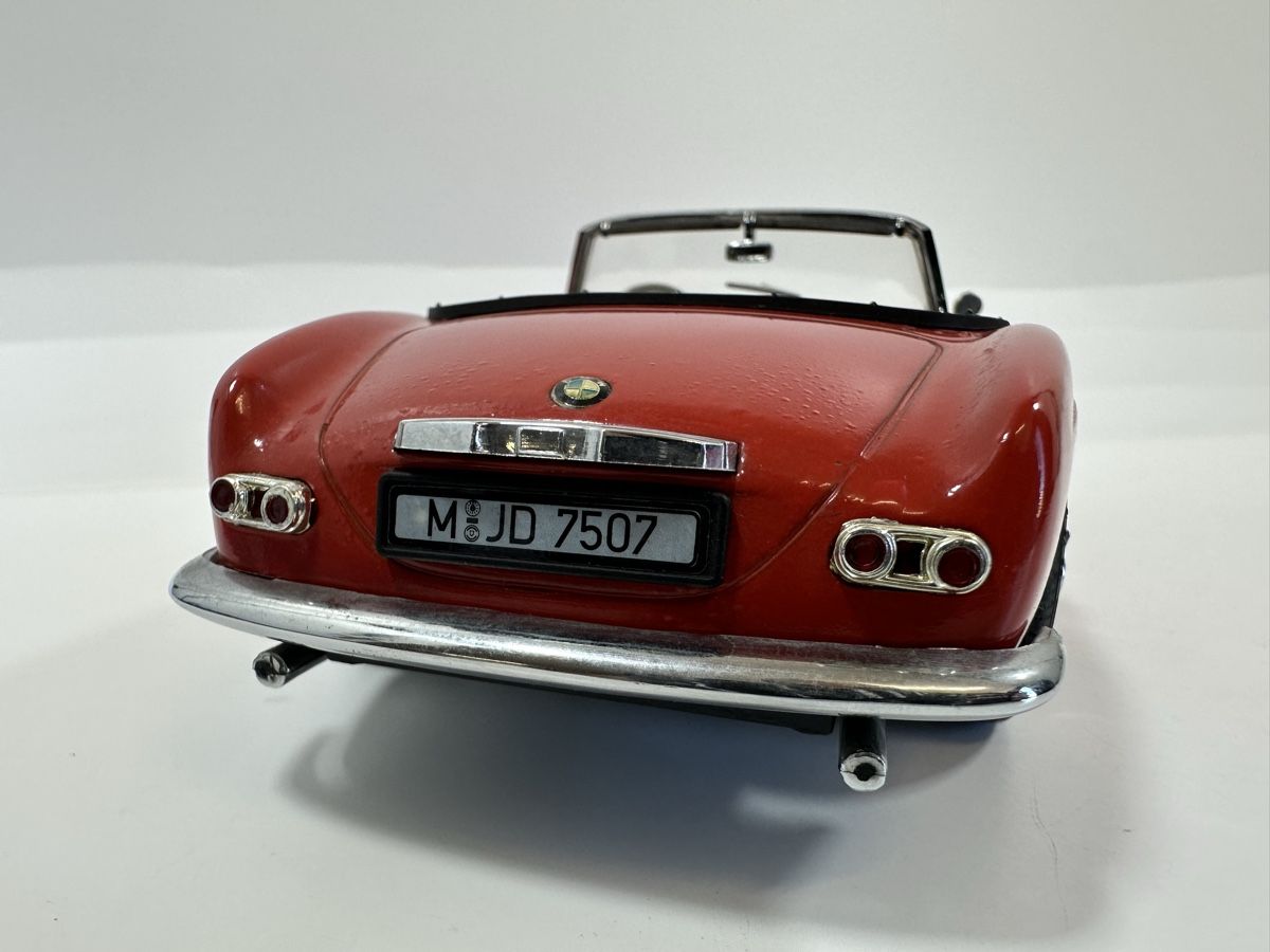 Revell Modellini d'auto: BMW 507 Cabriolet 1:18, rot, REVELL – Usato da Zofingen venduto da rf9_x2xt 4