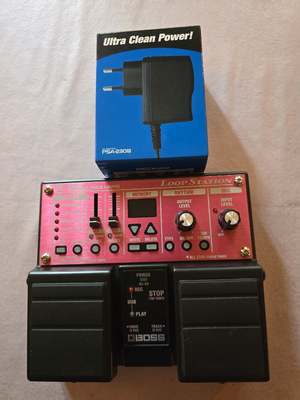 Boss Strumenti musicali: BOSS RC-30 DUAL TRACK LOOPER & NETZTEIL ... – Usato da Zürich venduto da Antiquedealer 4