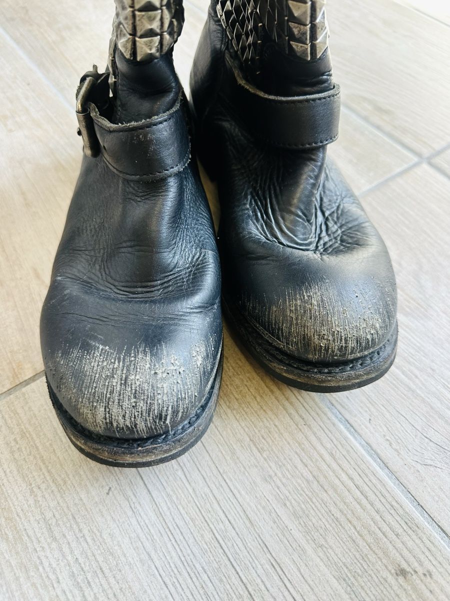 Scarpe da donna: Black Studded Leather Boots Size 40  – Usato da Vevey venduto da ledidream 2