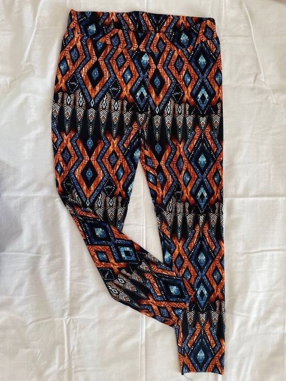 Leggings: Stradivarius Leggins, Gr. M – Usato da Olten venduto da Dickbrave 2