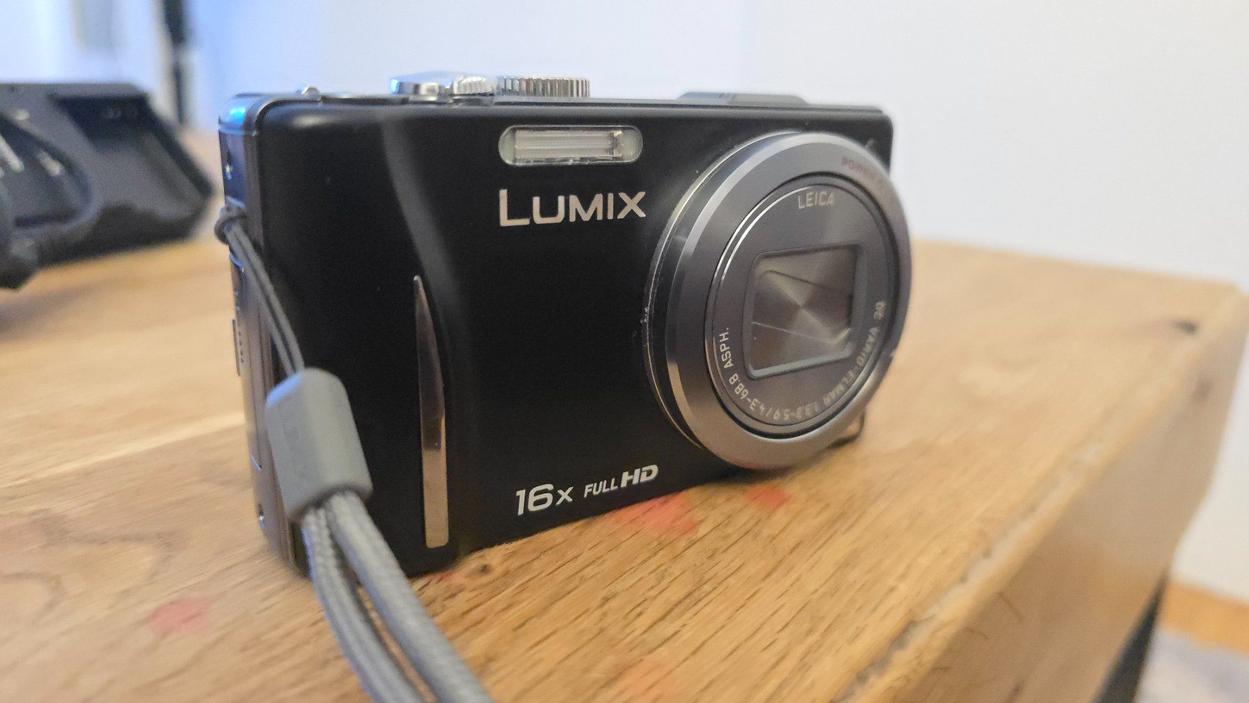 Panasonic Fotocamera: Panasonic Lumix DMC-TZ20 – Usato da Wallisellen venduto da theblacksheep 7