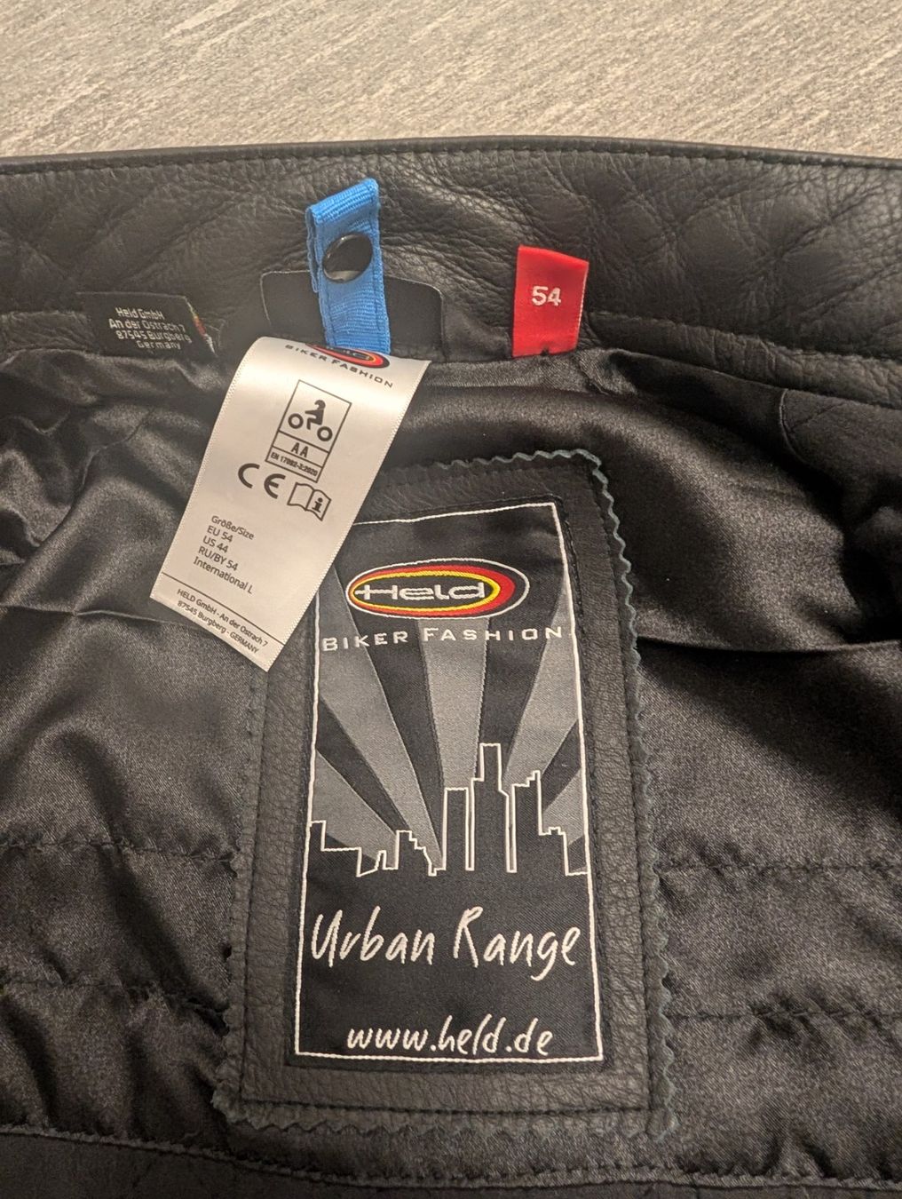 Vestes: Motorradjacke Leder NEU – Neuf avec emballage d'origine à Freienbach par EASY_E 2