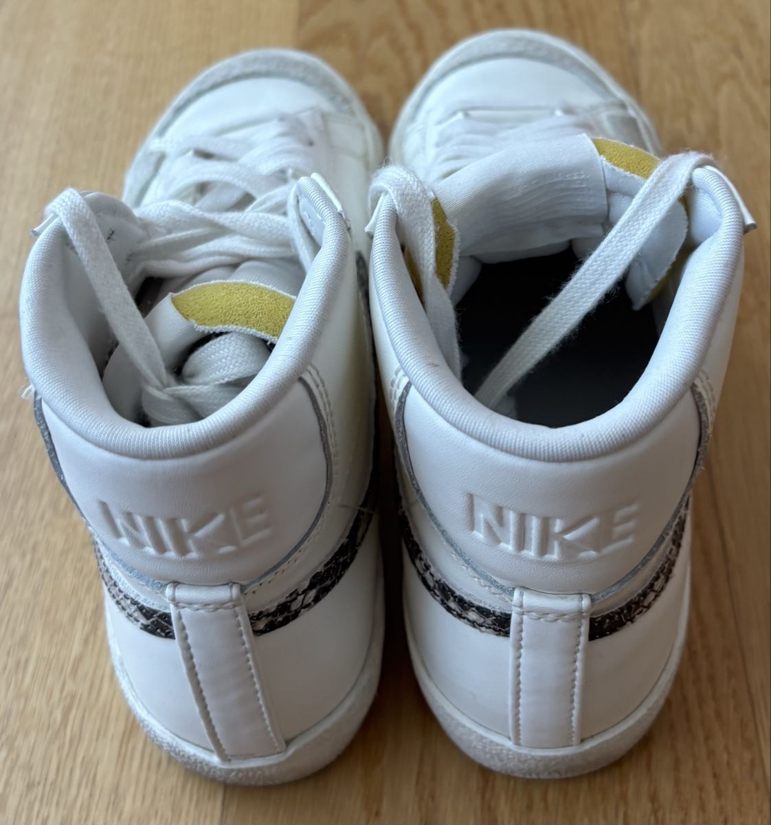 Nike Damenschuhe: Nike Blazer Sneaker - 36.5 – Gebraucht aus Zürich von Gotta-Sell-It-All 2