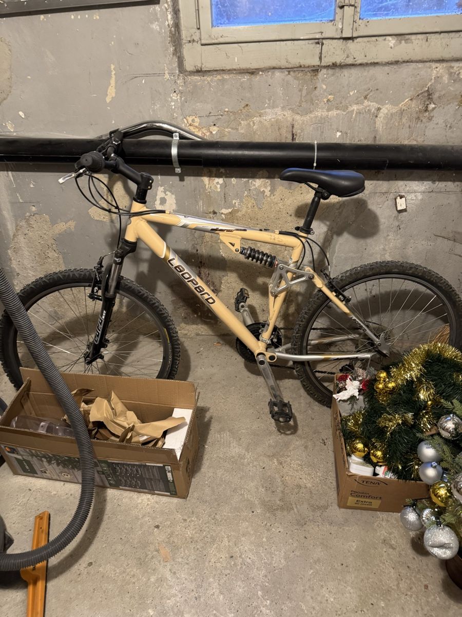 Vélos: Velo Leopard Fullys Mountainbike gebraucht – D'occasion à Biel/Bienne par Otilla 1