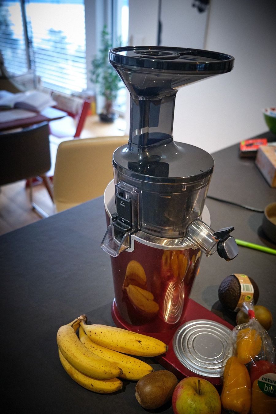 Hurom Elettrodomestici da cucina: Extracteur de jus Hurom comme neuf – Usato da Neuchâtel venduto da jts_78jq 7