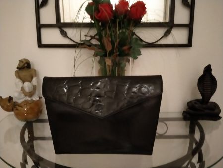 Magnifique sac à main pochette cuir noire