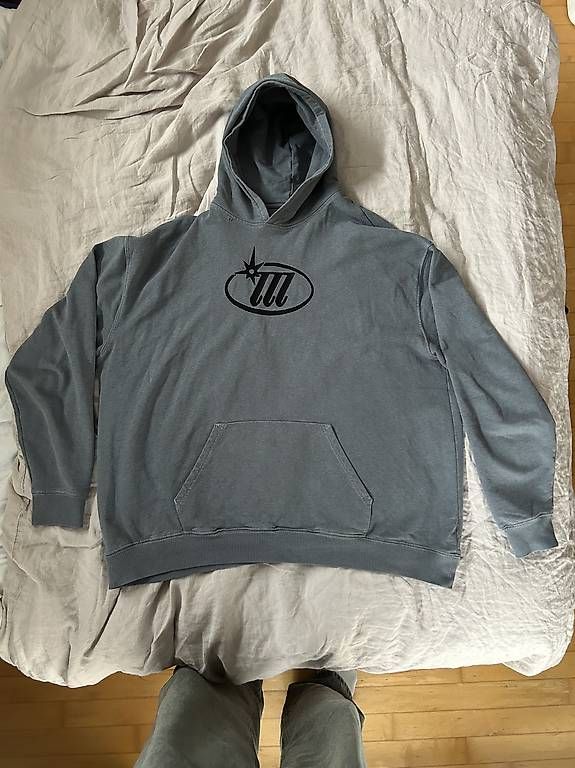 Pullover & Sweatshirts: Levin Liam Original Pullover Unikat XXL – Gebraucht aus Würenlingen von julian.haemmerli