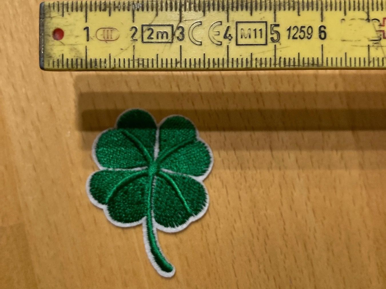 Toppe: Klee Trèfle Trifoglio Clover Patch Sticker Aufnäher – Nuovo (secondo la descrizione) da Horn venduto da abutre72