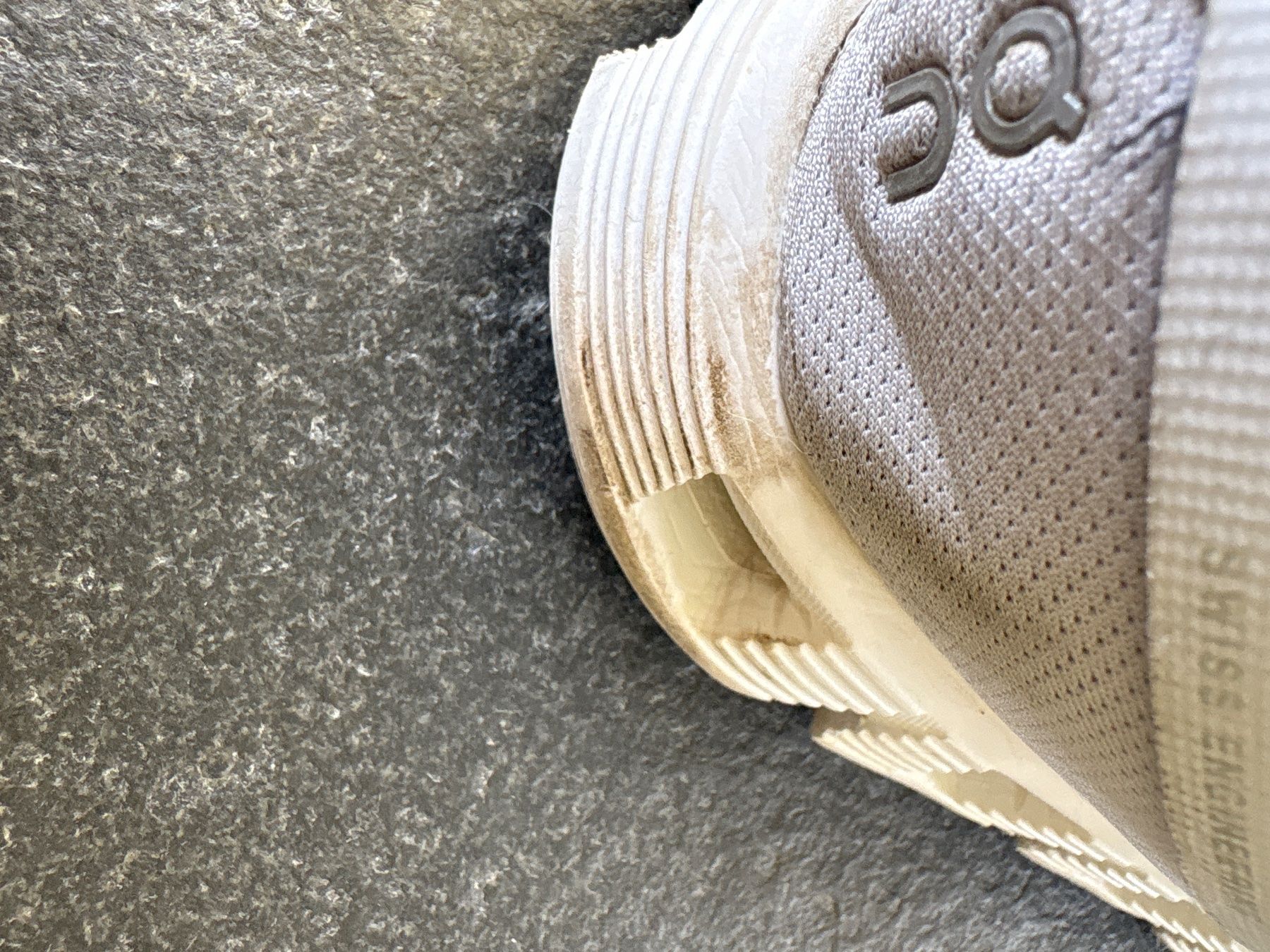 On Scarpe da uomo: **ON CLOUD GREY * – Usato da Winkel venduto da Takumi01 3