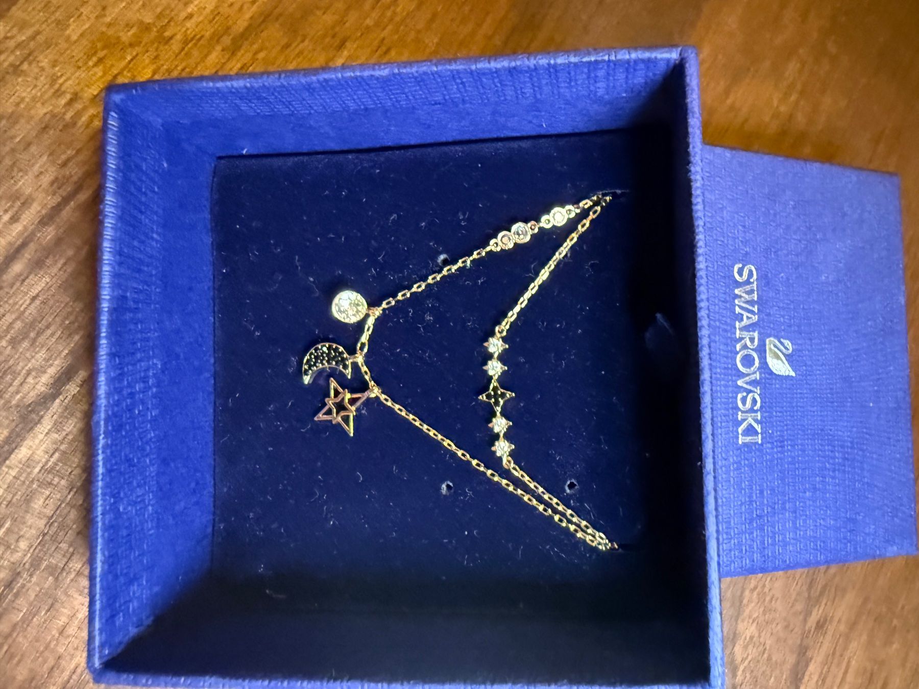 Swarovski Colliers: Double Collier Swarovski – Neuf avec emballage d'origine à Petit-Lancy par wat_db9b 1