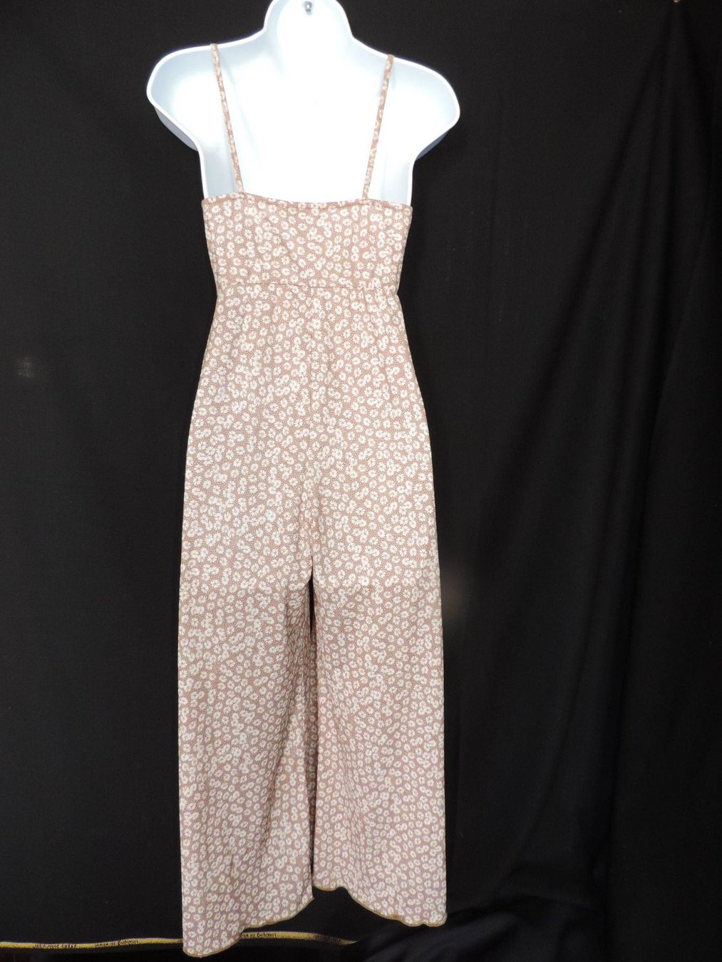 Pull&Bear Jumpsuits: combi à fleurs brun blanc – Gebraucht aus Genève von Axelle333 9