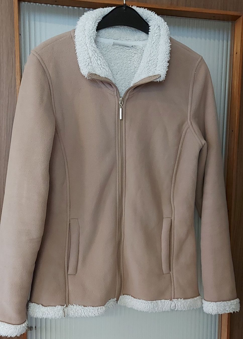Jacken: schöne Damenjacke Gr.S – Gebraucht aus Rotkreuz von keerthdi 1