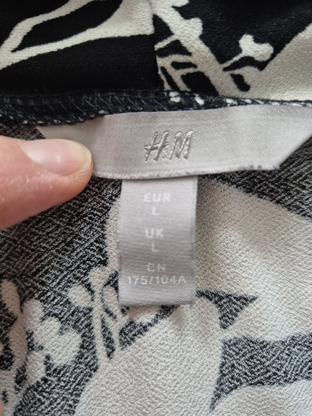 H&M Vestiti: Wickelkleid Gr.L – Nuovo (secondo la descrizione) da Schaffhausen venduto da Madison74 1