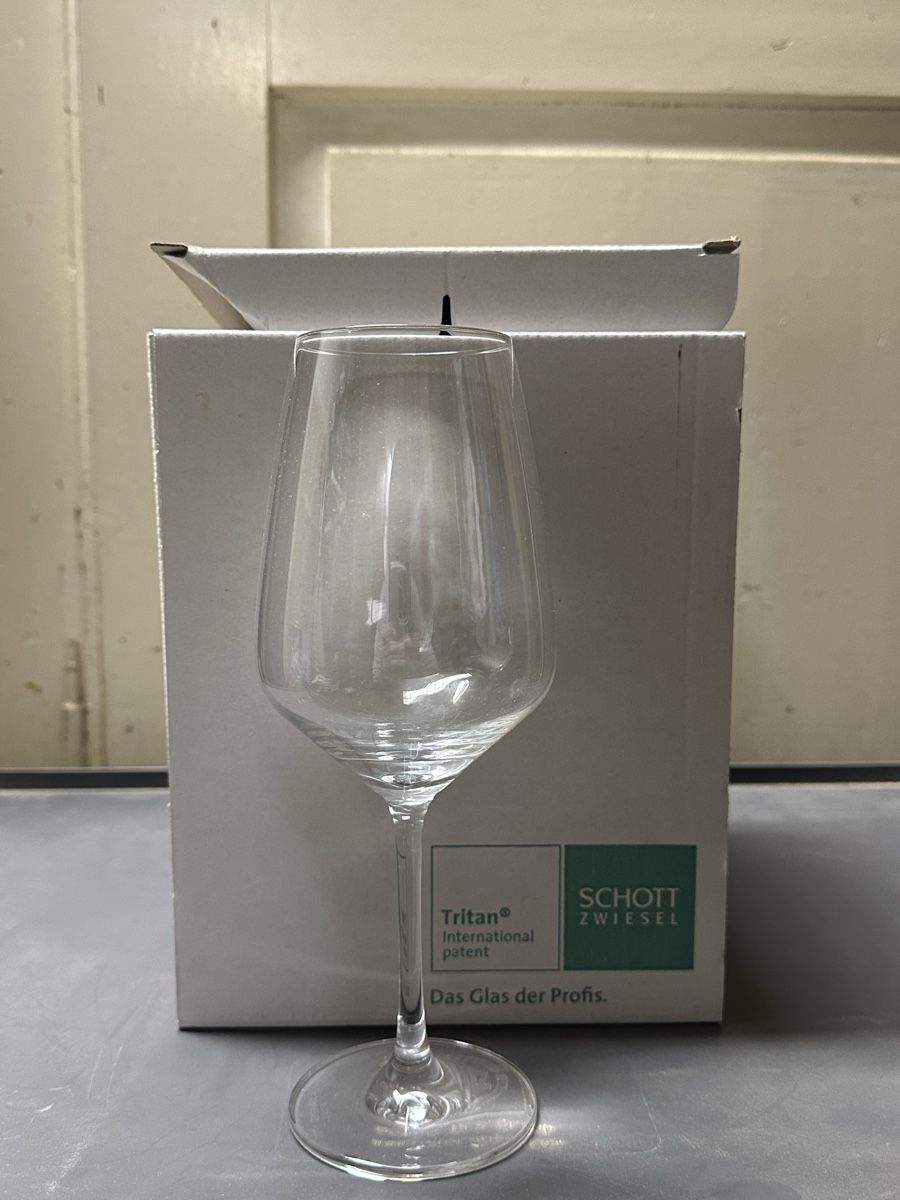 Schott Gläser: Weinglässer Schott Zwiesel 4er Set – Neu (gemäss Beschreibung) aus Pfäffikon ZH von 0iB4F 1