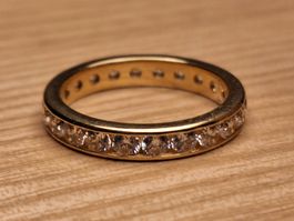 Alliance Ring GG 18K (punziert 750) Diamanten ca. 1.2 ct.