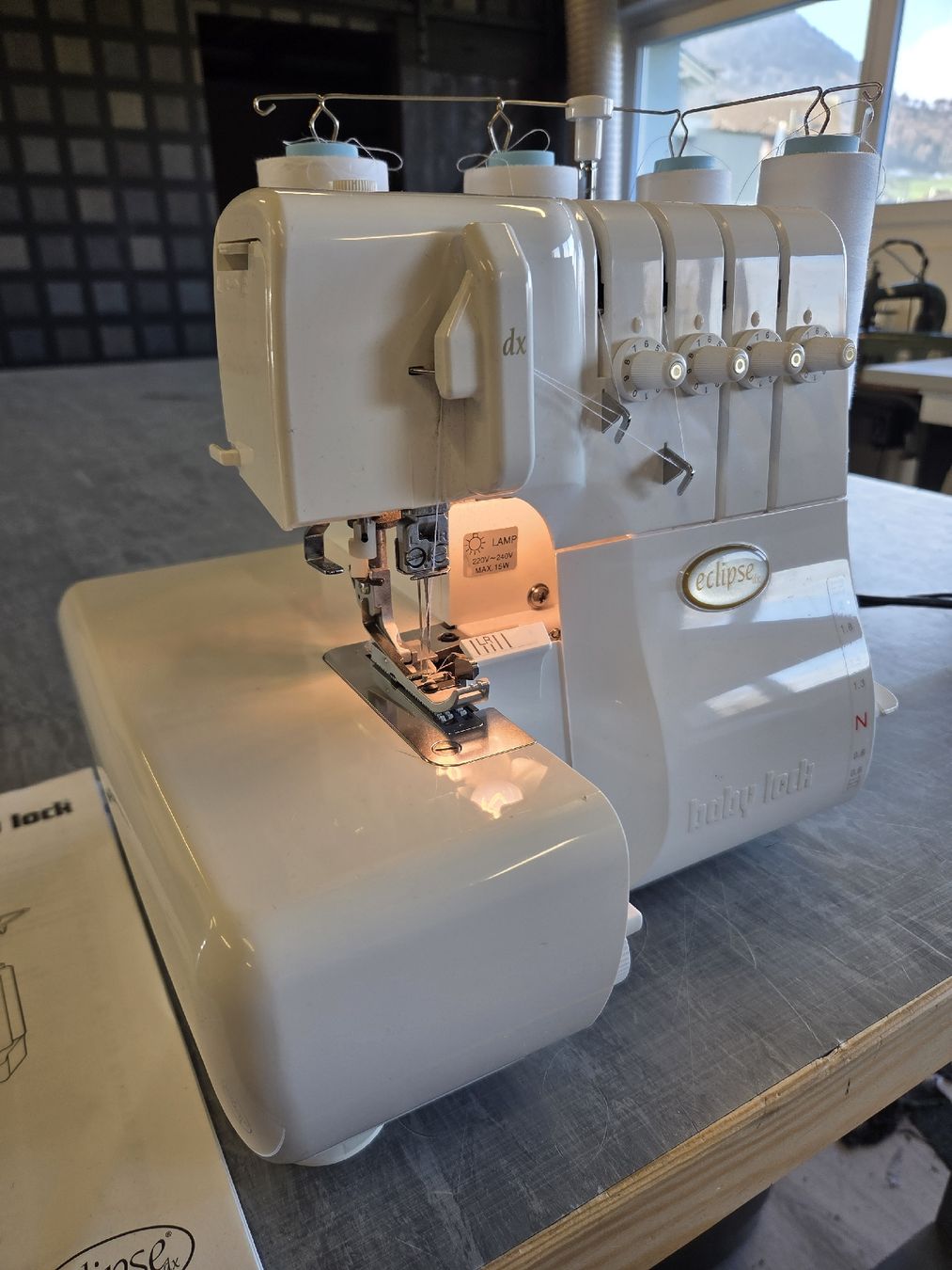 Macchine da cucire: baby lock eclipse Overlock Maschine – Usato da Siebnen venduto da Kleikon 2