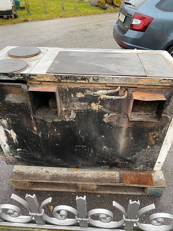 Altri mobili d'antiquariato: Holzherd und Ofen – Usato da Forch venduto da jole102 4