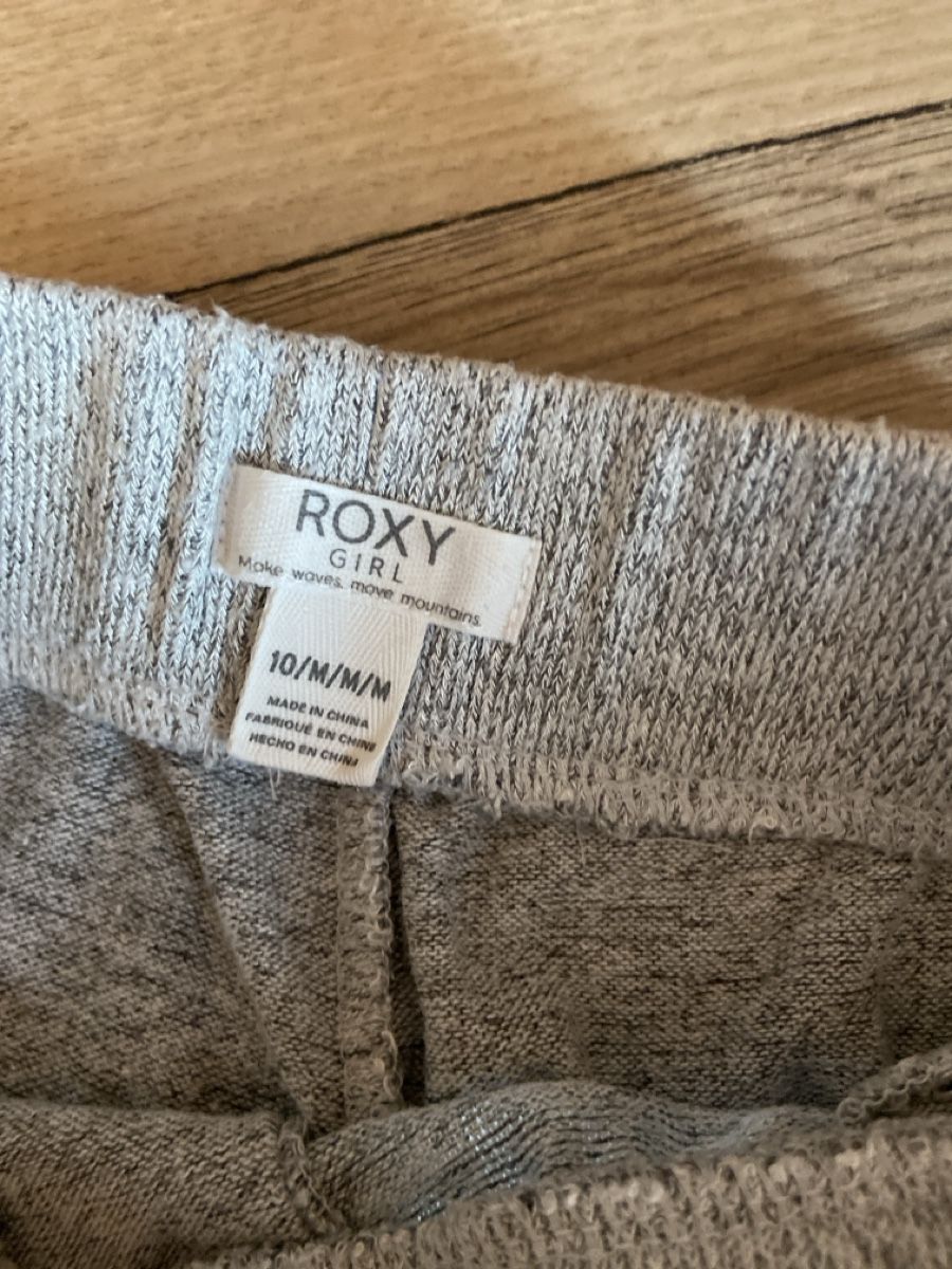 Roxy Pantaloni: Bas jogging ROXY - 140-9-10 ans – Usato da Sornard (Nendaz) venduto da delezedoris 2