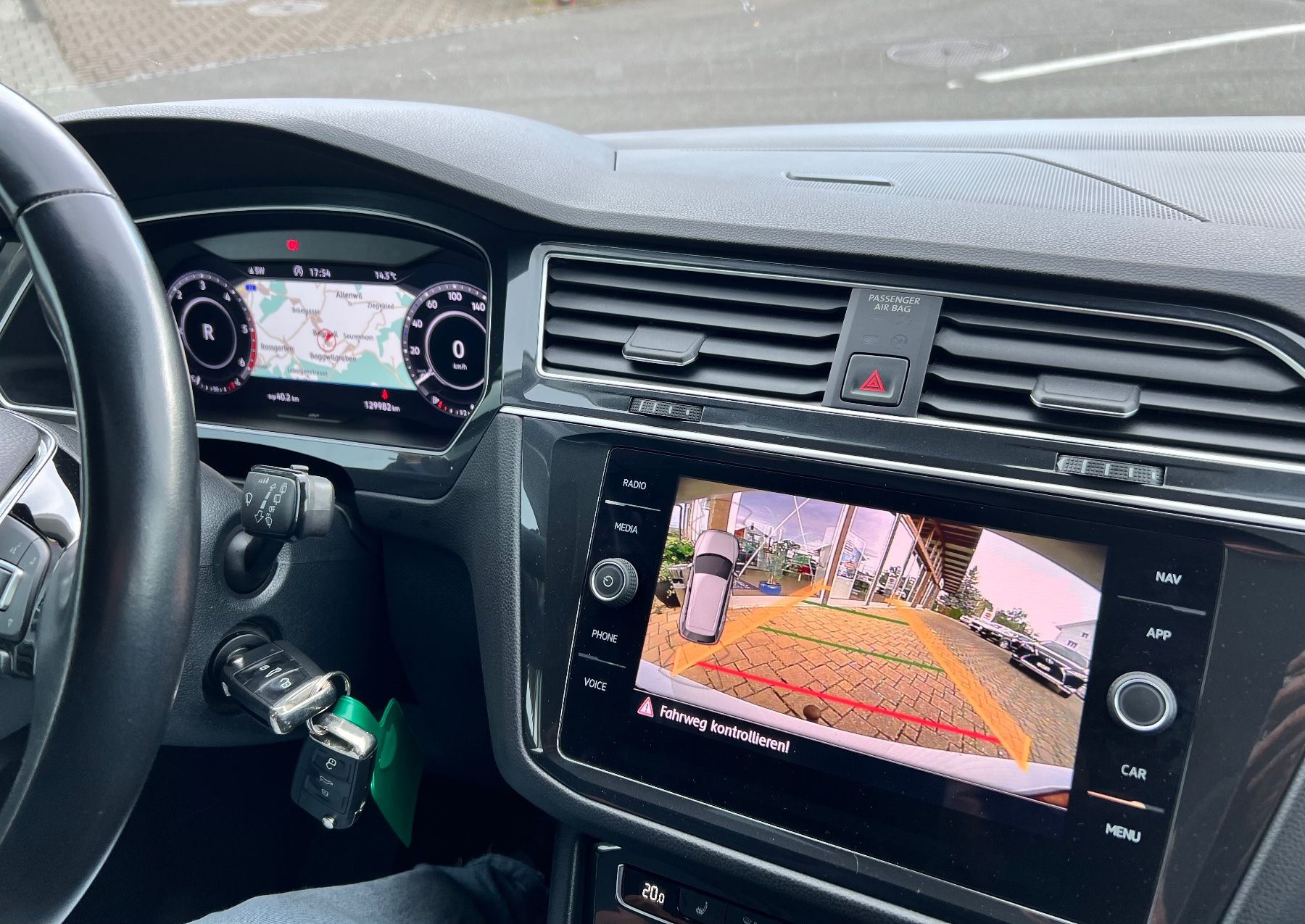 VW Autos: VW TIGUAN 2.0 TDI HIGHLINE 4x4 DSG – Gebraucht aus Bern von No1e 9