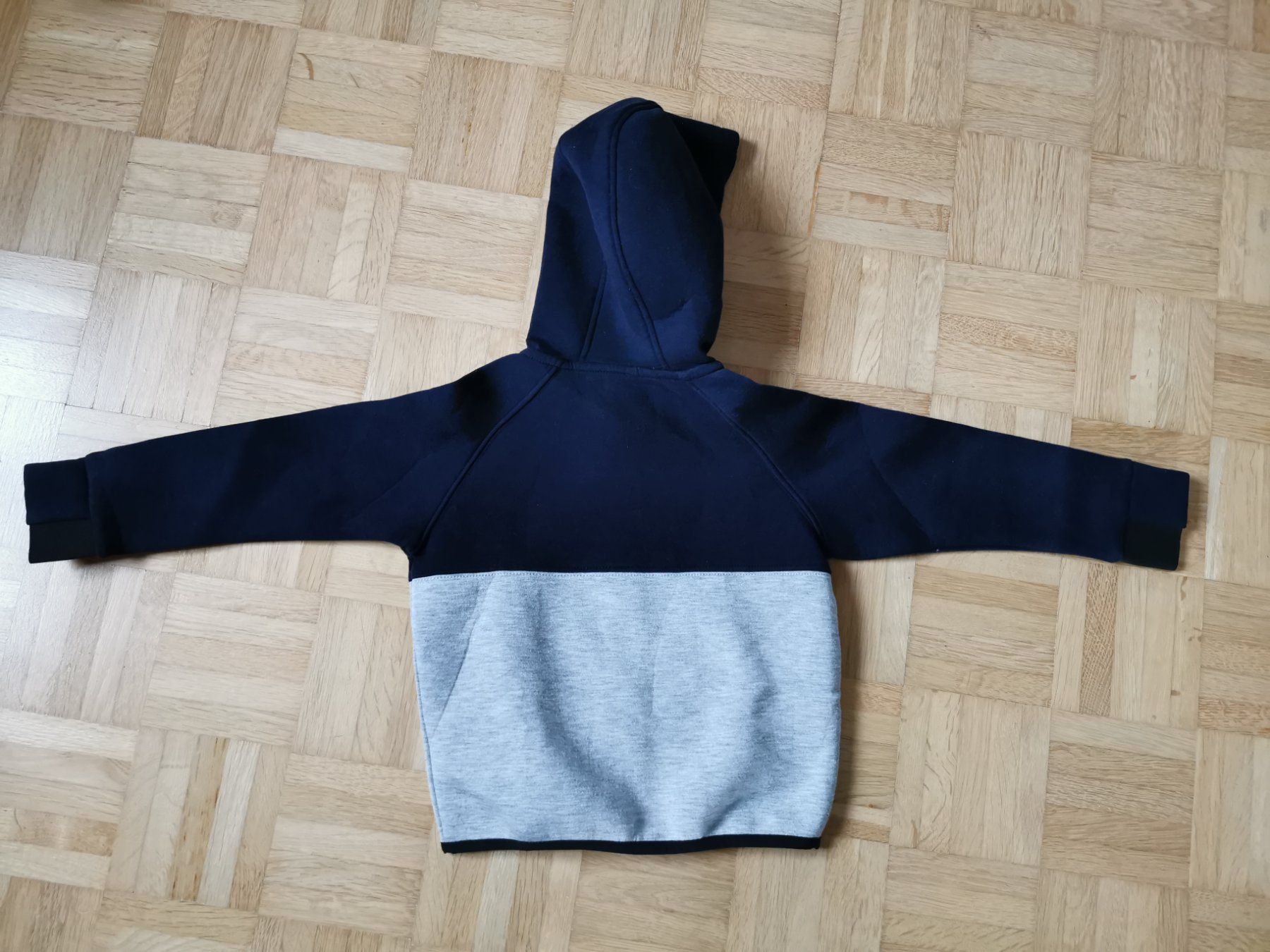 Giacche & Cappotti: Sweatjacke Hema Gr. 98-104 – Usato da Stäfa venduto da flamingo_17 3