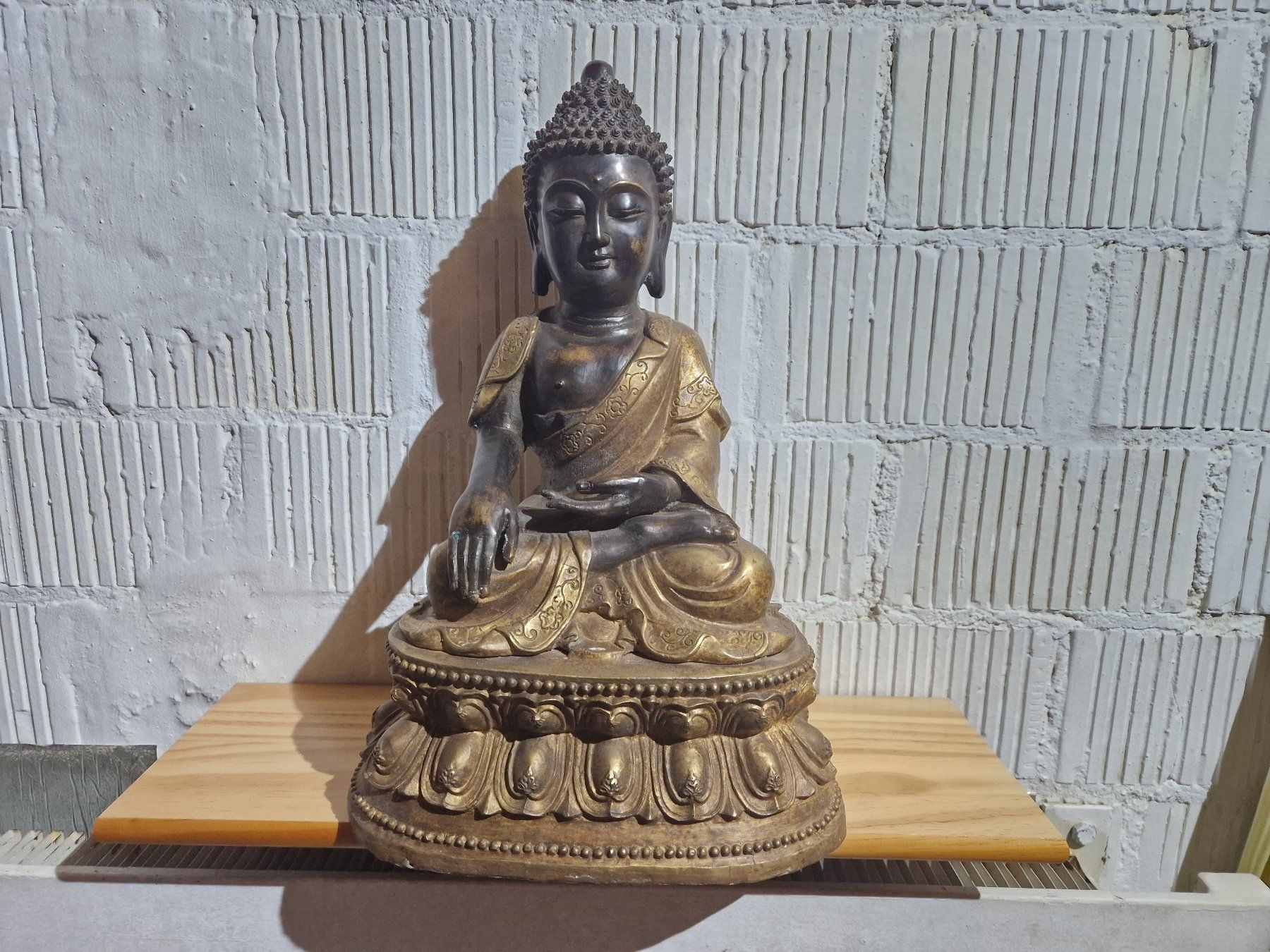 Skulpturen & Statuen: antiker Buddha – Gebraucht aus Seedorf BE von Stibutz 1