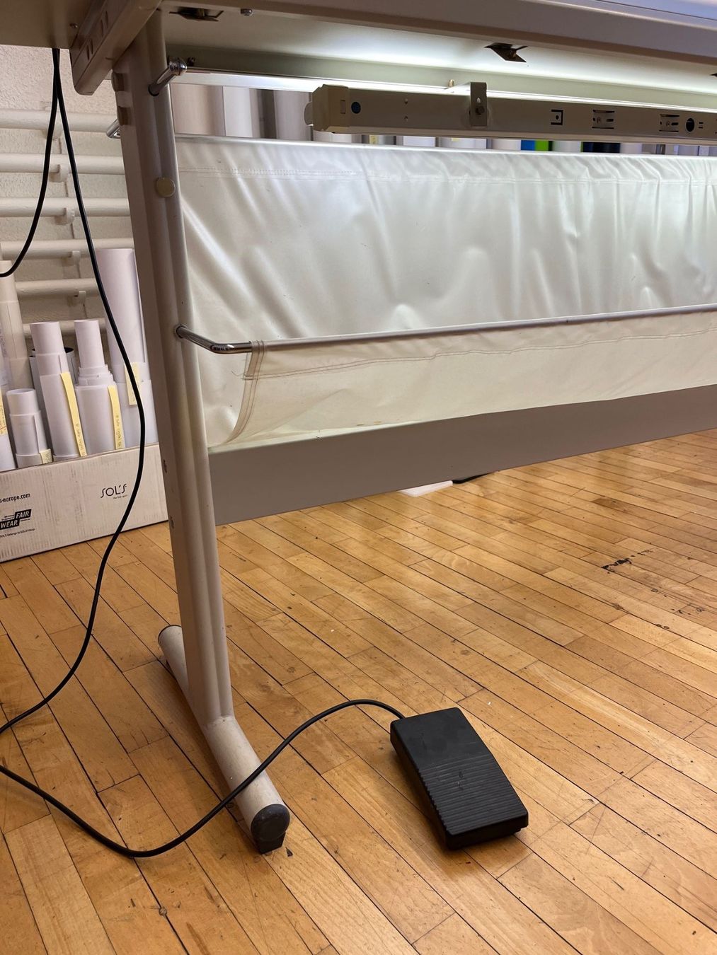 Tutte le macchine: Grossformat Rollenschneider, Top Zustand, günstig! – Usato da Ebnat-Kappel venduto da Cosi111 6