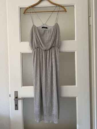 Zara Kleid, Grösse L, Silber