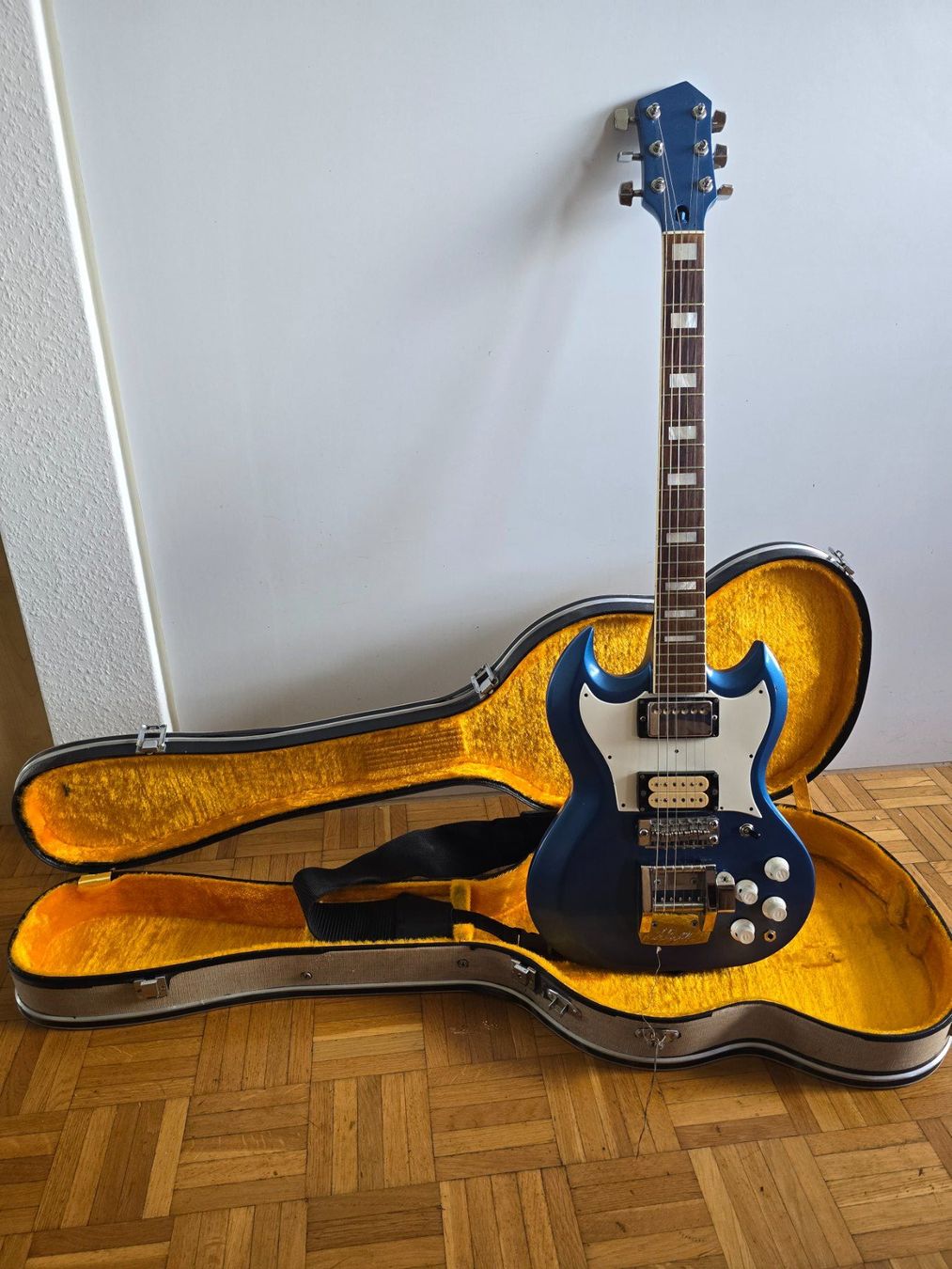 Strumenti musicali: E-Gitarre Hoyer 5064 C – Usato da Zug venduto da musikundtechnik 1